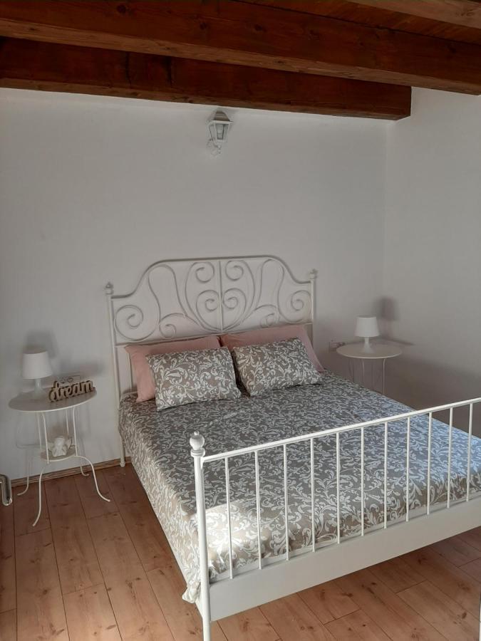 Ferienwohnung Casa Nonna Tereza Premantura Exterior foto