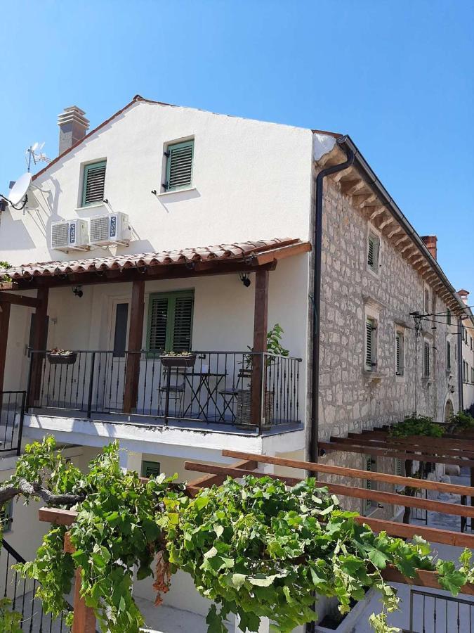 Ferienwohnung Casa Nonna Tereza Premantura Exterior foto